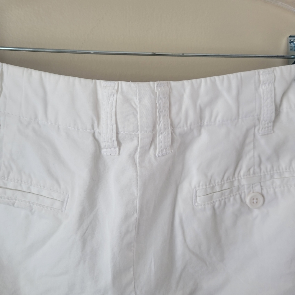 J. Crew Broken In Classic Twill Roll Up Chino Shorts White Size 10 - Picture 11 of 14